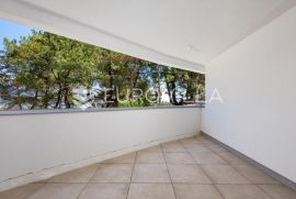 Opatija, centar, atraktivan trosoban stan u novogradnji s 2 terase NKP 125 m2, Opatija, Stan