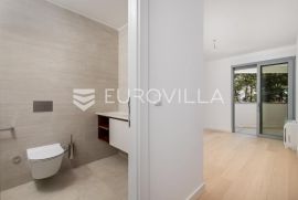 Opatija, centar, dvosoban stan u novogradnji  NKP 102 m2, Opatija, Kвартира