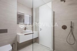 Opatija, centar, dvosoban stan u novogradnji  NKP 112 m2, Opatija, شقة