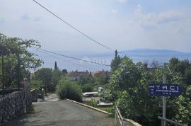 OPATIJA, POBRI- građevinsko zemljište 615m2 s pogledom na more za stambenu zgradu-stanove-apartmane/ obiteljsku kuću/ kuću za iznajmljivanje- odmor s bazenom, Opatija - Okolica, Terra