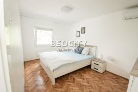 Novi Sad, Sremska Kamenica, , 4.0, 170m2, Novi Sad - grad, Famiglia