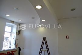 Rijeka, Trsat, trgovina na frekventnoj lokaciji površine 40,56m2, Rijeka, Commercial property