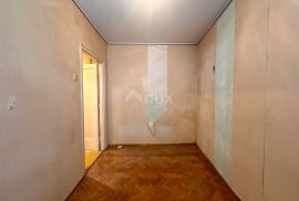 RIJEKA, DONJA VEŽICA -2SKL, 2.kat, novija fasada, Rijeka, Apartamento