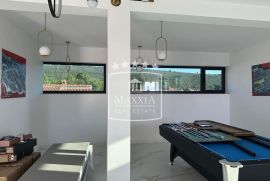 Sukošan - NOVO moderna vila 296m2 s bazenom! Pogled more! 1200000€, Sukošan, Σπίτι