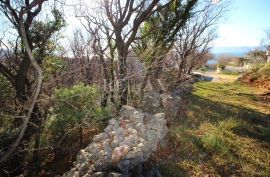 NOVI VINODOLSKI, POVILE - Građevinsko zemljište udaljeno 190m od plaže, Novi Vinodolski, Land