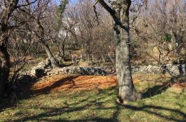 NOVI VINODOLSKI, POVILE - Građevinsko zemljište udaljeno 190m od plaže, Novi Vinodolski, Land