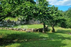 PREKRASAN GRAĐEVINSKI TEREN U BLIZINI MATULJA, Matulji, Arazi