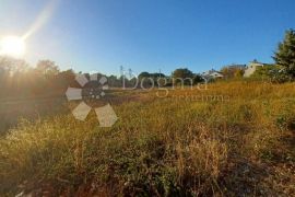 Građevinsko zemljište s otvorenim pogledom na more, Vodnjan, Land