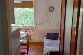 Vojak, solidan stan na dobroj lokaciji, Rijeka, Wohnung