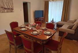 MALINSKA - APARTMANSKA KUĆA SA 6 APARTMANA, Malinska-Dubašnica, Casa