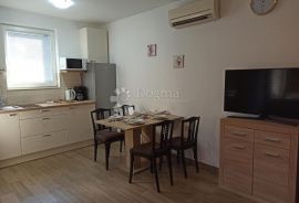 MALINSKA - APARTMANSKA KUĆA SA 6 APARTMANA, Malinska-Dubašnica, Casa