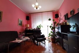 RIJEKA, CENTAR, stan 100 m2,  u centru grada na traženoj lokaciji, Rijeka, Apartamento