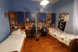 RIJEKA, CENTAR, stan 100 m2,  u centru grada na traženoj lokaciji, Rijeka, Apartamento