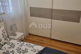 OTOK KRK, OMIŠALJ - Uređeni apartman 20 metara od mora, Omišalj, Appartement