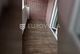 Istra, Pazin, potpuno renoviran dvosoban stan NKP 36 m2, Pazin, Appartamento