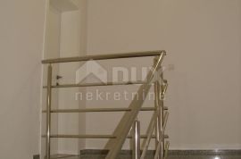 OTOK KRK, MALINSKA - Apartman 3S+DB sa pogledom na more, Malinska-Dubašnica, Apartamento