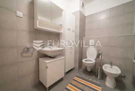 Zagreb, Jakuševec trosoban stan NKP 64 m2 + VPM, Zagreb, Appartement