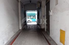 ZAGREB, POSLOVNI PROSTOR - 333 m2 u strogom centru, Zagreb, Gewerbeimmobilie