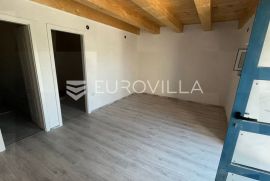 Otok Korčula, Žrnovo, Kamena kuća 160m2, Korčula, Casa