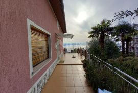 OPATIJA, CENTAR - Samostojeća kuća na mirnoj lokaciji s prekrasnim pogledom, Opatija, Maison