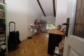 BULEVARD STAN 136M2 SA PANORMASKIM POGLEDOM!, Rijeka, Daire