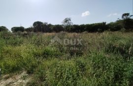 ISTRA, PULA - Građevinsko zemljište 655 m2!, Pula, Terra