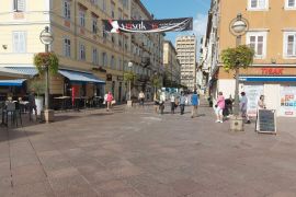 RIJEKA, Centar-poslovni prostor 29 m2 u središtu grada, Rijeka, العقارات التجارية