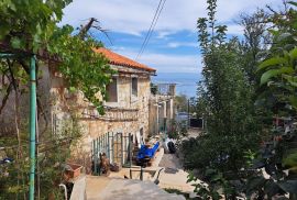 OPATIJA, LOVRAN - IMANJE S PANORAMSKIM POGLEDOM, Lovran, House