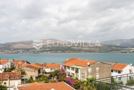 Čiovo, Mastrinka, samostojeća kuća s pogledom, NKP 230 m2, Trogir - Okolica, Дом