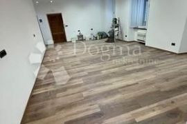 Centar-64m2,adaptirano odmah useljivo, Rijeka, Commercial property