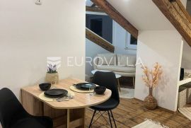 Pula, jednosoban stan u centru grada NKP 41 m2, Pula, Appartement