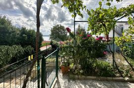 CRIKVENICA, DRAMALJ-Dva apartmana udaljena 100 metara od mora, Crikvenica, Stan