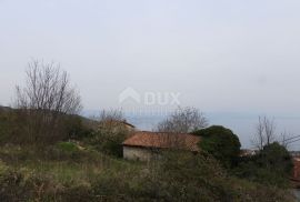 OPATIJA, IČIĆI, POLJANE- 2 starine 300m2 + građevinsko zemljište 2187m2 (+ 3475m2 negrađevinsko)  s panoramskim pogledom na more za apartmane/ obiteljsku kuću/ kuću za iznajmljivanje- odmor s bazenom, Opatija - Okolica, Famiglia