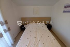 Pula, Pješčana uvala, Penthouse s pogledom na more, vrtom, parking mjestom, NKP 150 m2, Medulin, Διαμέρισμα