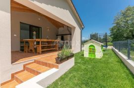 ISTRA, LABIN - Prekrasna vila s bazenom 205 m2, Labin, Haus