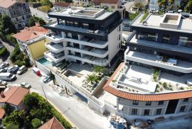 OPATIJA, CENTAR – luksuzan objekt od 155m2 s privatnim bazenom, wellness, concierge, recepcija, garaža, Opatija, Appartamento