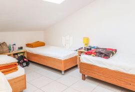 PRILIKA! Ponuda prostranog stana u Rovinju, Rovinj, Appartement