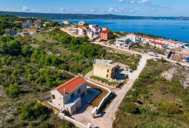 ZADAR, NOVIGRAD - Visoko kvalitetna kamena kuća 150 m od mora, Novigrad, Casa