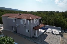 Jadranovo novogradnja sa bazenom, Crikvenica, Ev