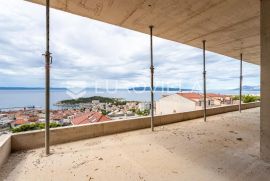 Makarska, komforan trosoban stan s vanjskim bazenom NKP 146, 16 m2, Makarska, Διαμέρισμα