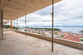 Makarska, komforan trosoban stan s vanjskim bazenom NKP 146, 16 m2, Makarska, Daire