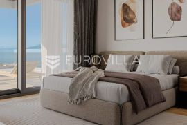 Makarska, ekskluzivan penthouse s privatnim bazenom NKP 170.18 m2, Makarska, Stan