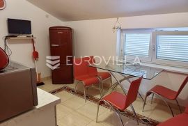 Selce, dvosoban stan površine 55,97m2 s pogledom na more, Crikvenica, Daire