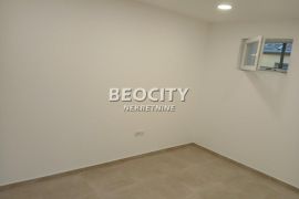 Novi Beograd, Bežanija, Vojvođanska, 3.0, 55m2, Novi Beograd, Commercial property