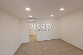 Novi Beograd, Bežanija, Vojvođanska, 3.0, 55m2, Novi Beograd, Commercial property