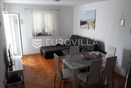 Istra, Poreč, dvosoban stan NKP 62 m2, odlična lokacija, 900 m od mora, Poreč, Flat