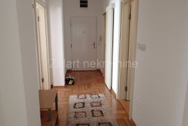 Blok 64, 68m2, 2.0, namešten, sa garažnim mestom, Novi Beograd, Appartement