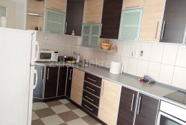 Blok 64, 68m2, 2.0, namešten, sa garažnim mestom, Novi Beograd, Appartement