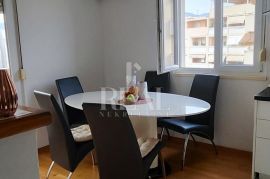 Mejaši stan 3S+DB 68m2 + balkon 4m2, Split, Wohnung