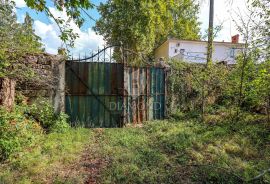 Svetvinčenat, kamena kuća sa velikom okućnicom, Svetvinčenat, House